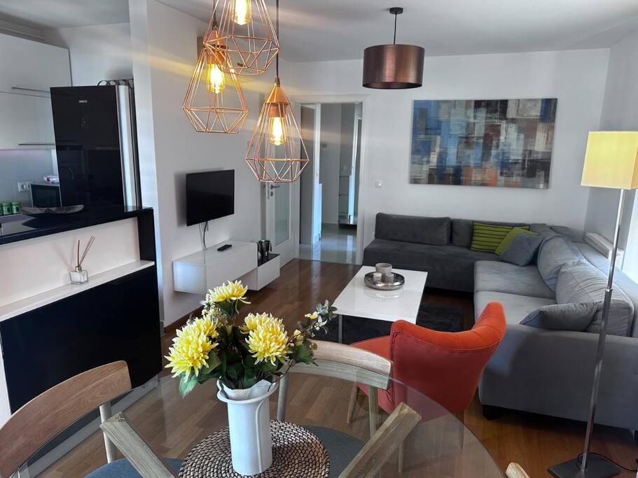 Apartman Pionirska Dolina Saraievo Exterior foto
